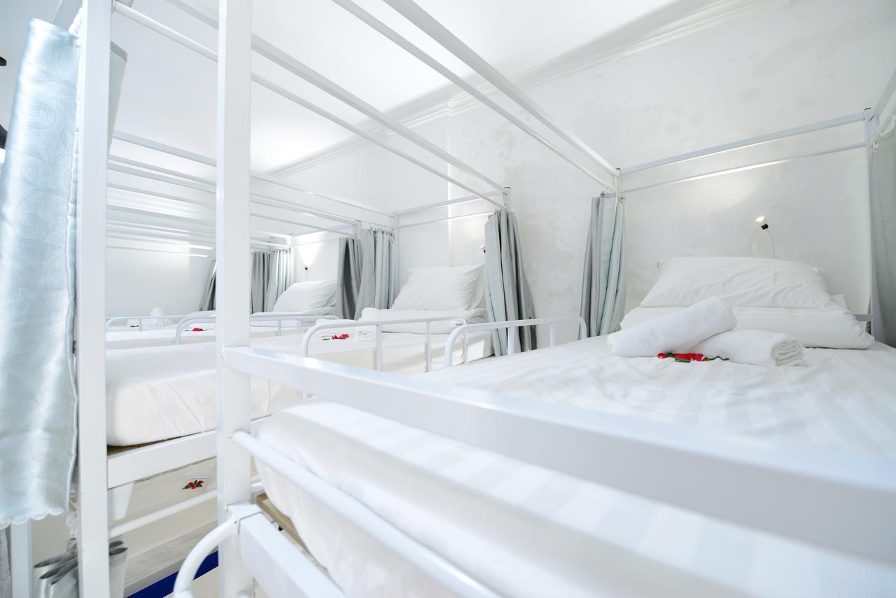 Pillow Backpacker Hostel (Adults Only) Hanoi Dış mekan fotoğraf